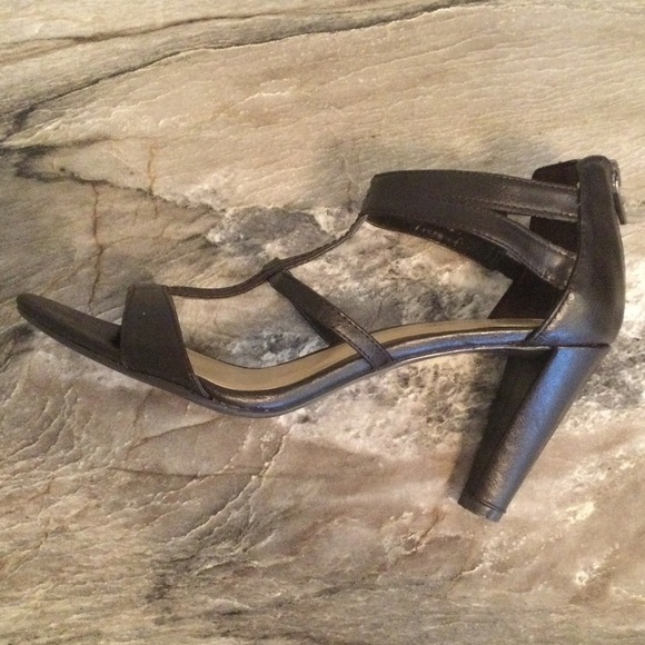 Ann Marino 7.5 Brown Open Heels Straps Zipper Sandals - Picture 4 of 13